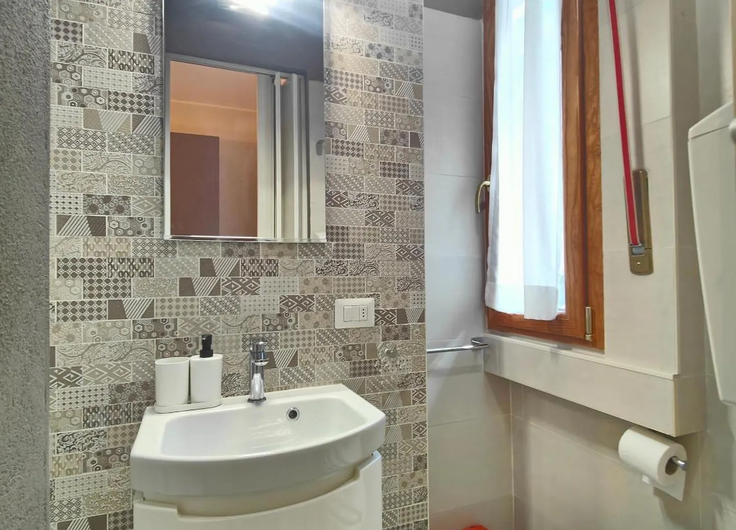 Zuretti Cozy Apartment Milan